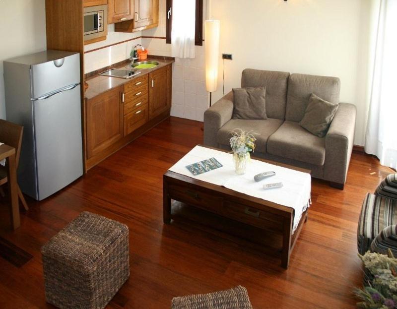 אספוט Apartamentos Les Picardes חדר תמונה
