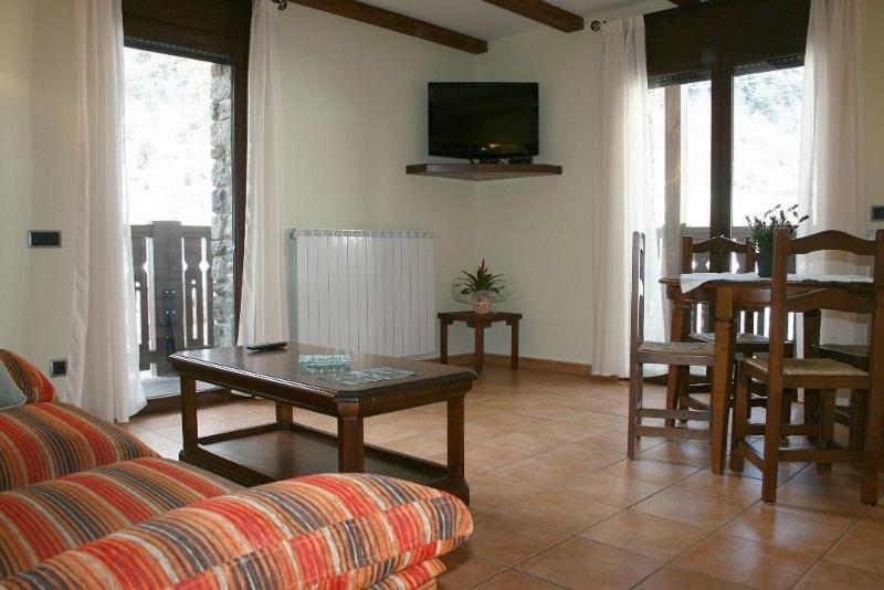 אספוט Apartamentos Les Picardes חדר תמונה